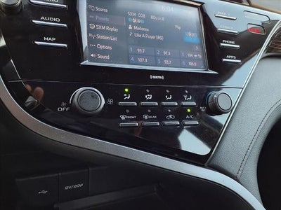 2020 Toyota Camry LE Auto (SE)