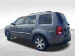 2015 Honda Pilot 4WD Touring with DVD Rear Entertainment System and Navigation