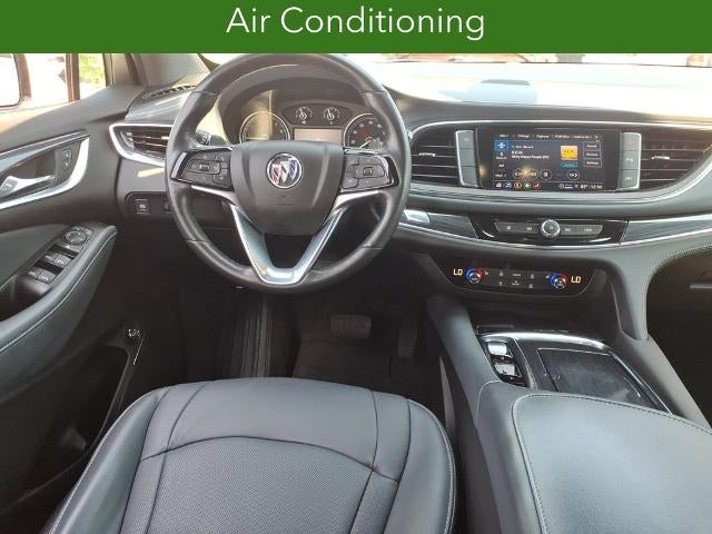 2024 Buick Enclave Essence FWD