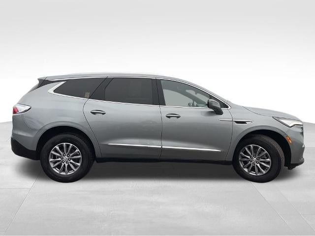 2024 Buick Enclave Essence FWD