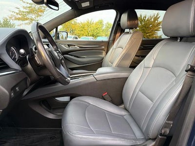 2023 Buick Enclave Essence AWD