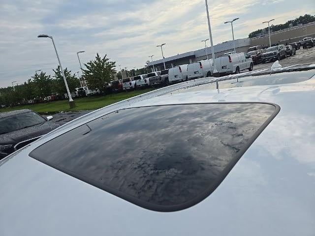 2019 Buick Enclave Essence AWD