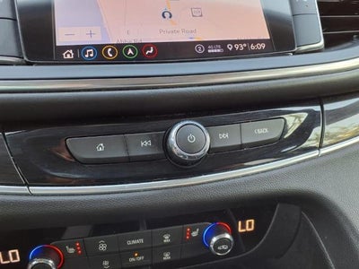 2020 Buick Enclave Essence AWD