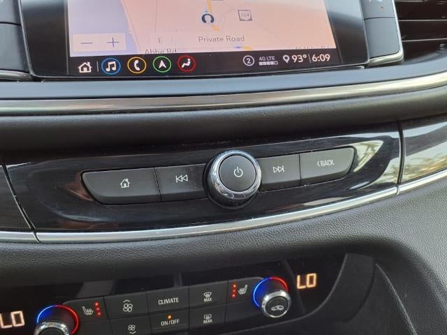 2020 Buick Enclave Essence AWD