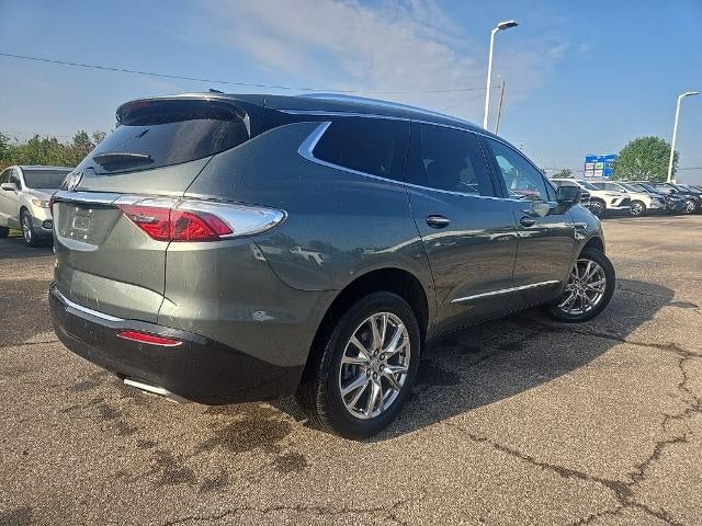 2023 Buick Enclave Premium AWD