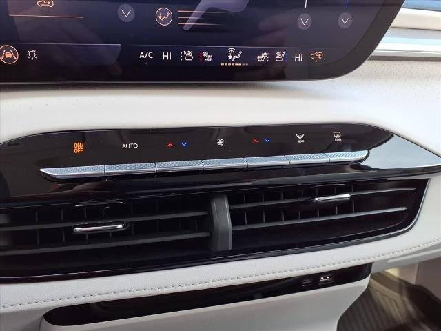 2025 Buick Enclave 4dr Avenir