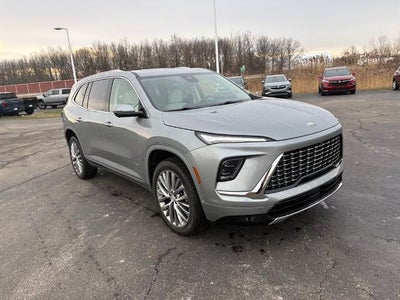2025 Buick Enclave 4dr Avenir