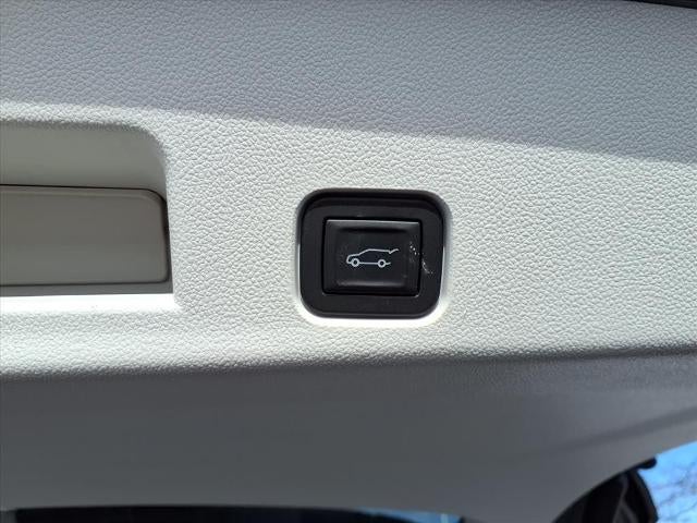 2025 Buick Enclave 4dr Avenir