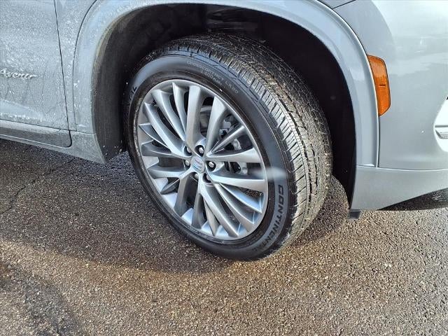 2025 Buick Enclave 4dr Avenir