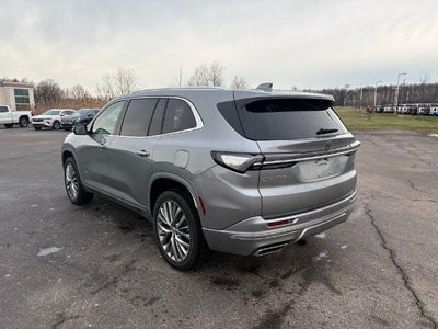2025 Buick Enclave 4dr Avenir