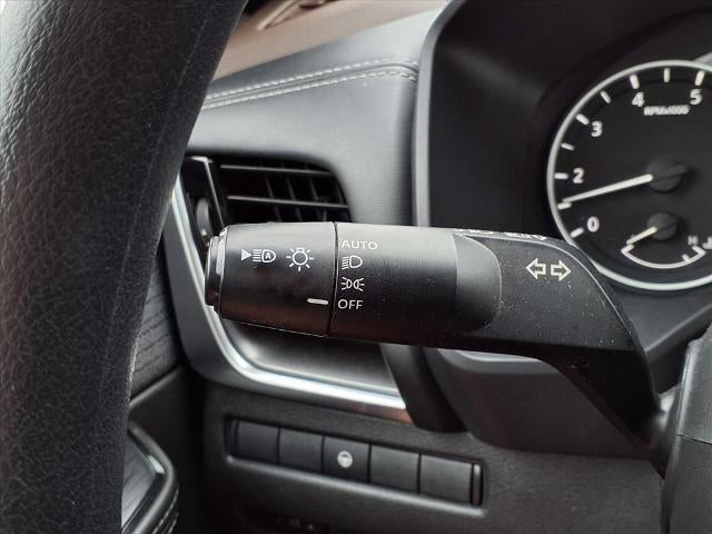 2021 Nissan Rogue AWD SV