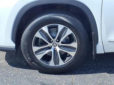 2022 Toyota Highlander Hybrid XLE AWD (Natl)