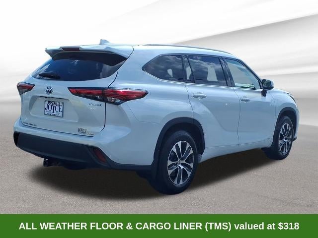 2022 Toyota Highlander Hybrid XLE AWD (Natl)