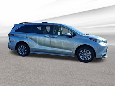 2024 Toyota Sienna XLE Autono-MaaS FWD 7-Passenger (Natl)