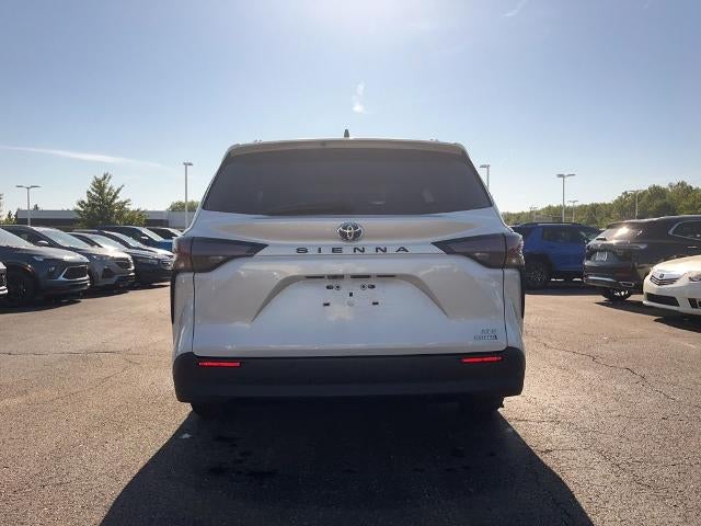 2024 Toyota Sienna XLE Autono-MaaS FWD 7-Passenger (Natl)