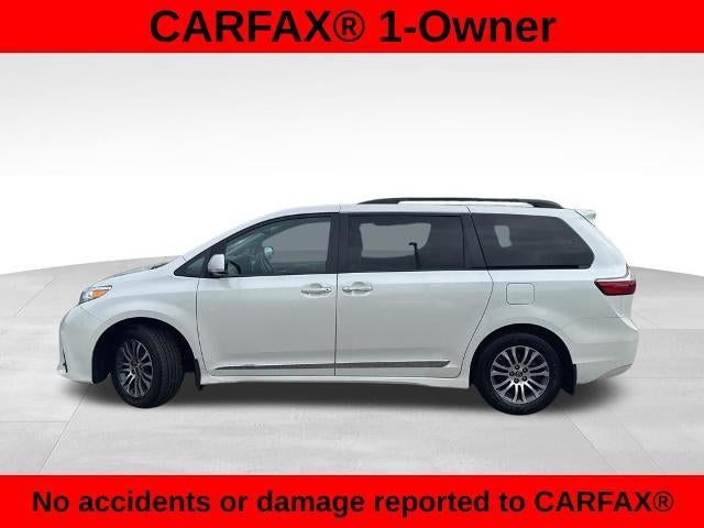 2018 Toyota Sienna XLE Auto Access Seat FWD 7-Passenger (GS)