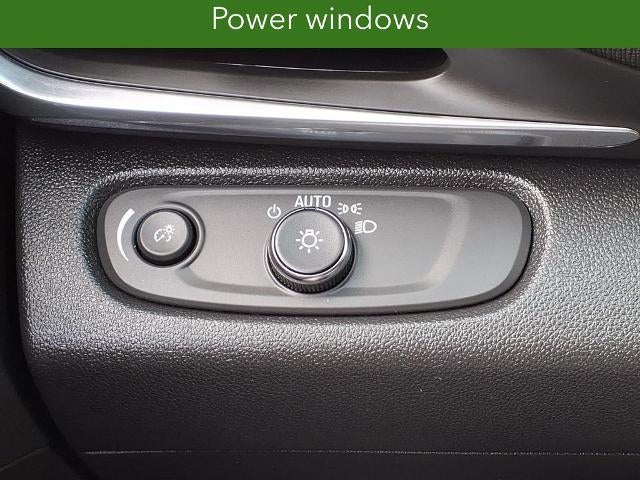 2024 Buick Envista FWD 4dr Preferred