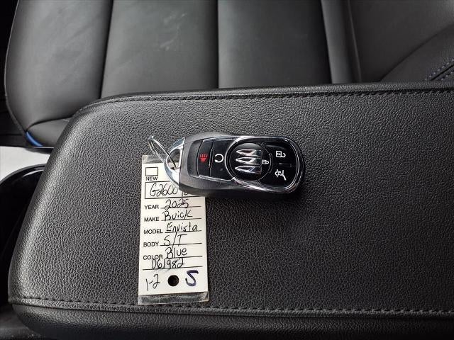2025 Buick Envista FWD 4dr Sport Touring