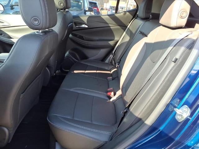 2023 Buick Encore GX Essence FWD