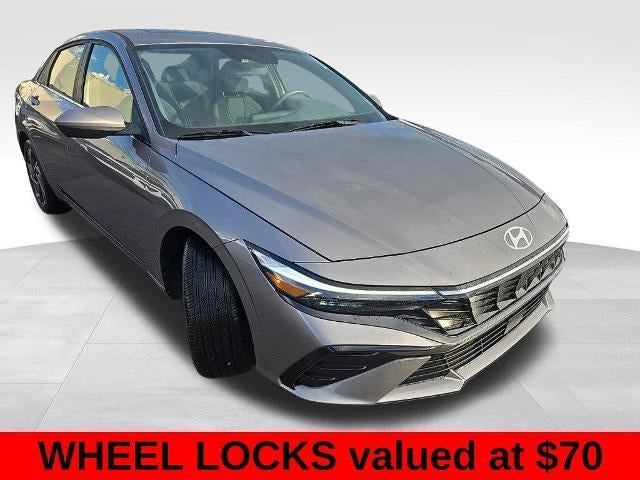 2024 Hyundai Elantra SEL IVT