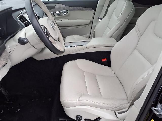 2024 Volvo XC90 B6 AWD Plus Bright Theme 7P