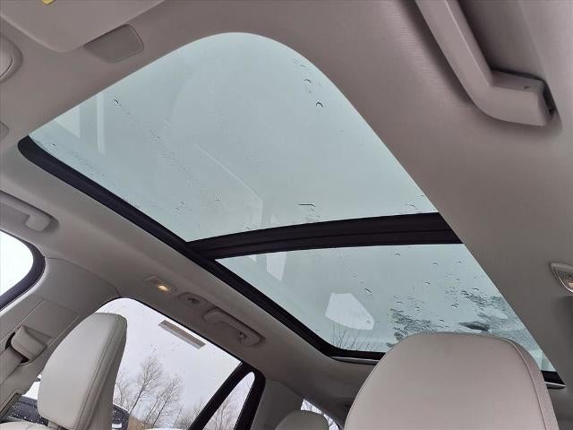 2024 Volvo XC90 B6 AWD Plus Bright Theme 7P